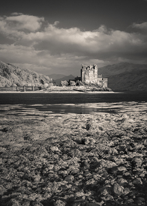 Eilean Donan Castle Infrared