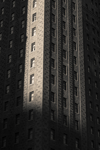 Sunlight on the Allerton Hotel