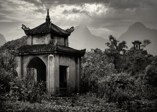 Vietnamese Shrine Print