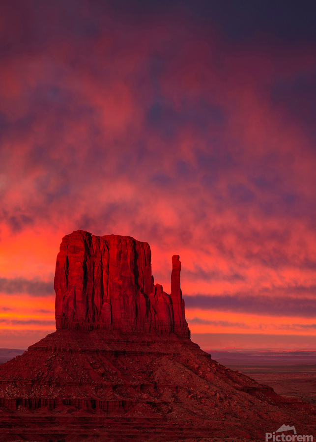 Last Light in Monument Valley  Print