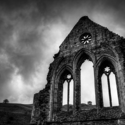 Valle Crucis Abbey