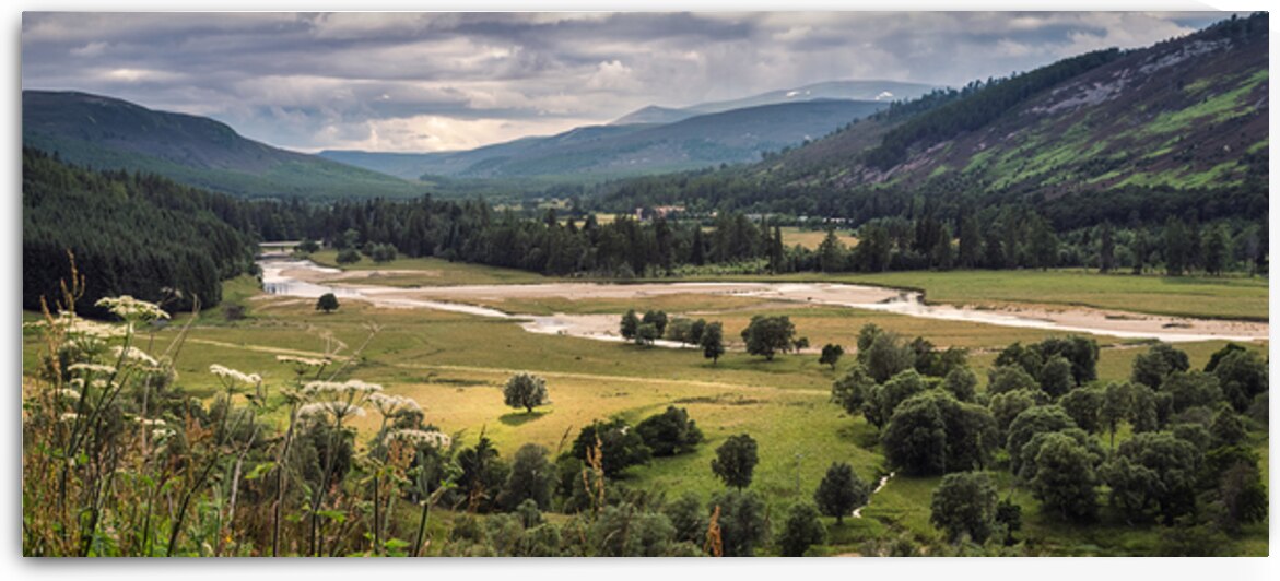 Linn of Dee Valley by Dave Bowman