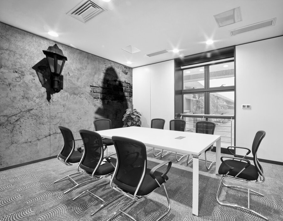 Lamp and Leaf Wall Printing